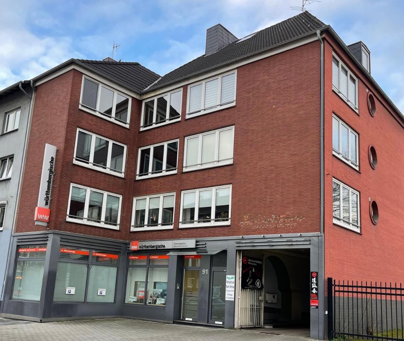 Haus Am Bahnhof Apartamento Duisburgo Exterior foto